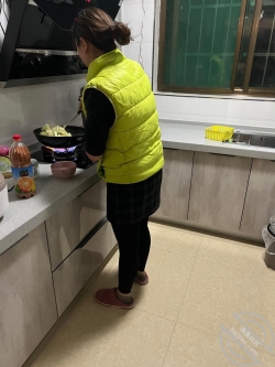 女婿恋上了丈母娘【钻石视频合集】